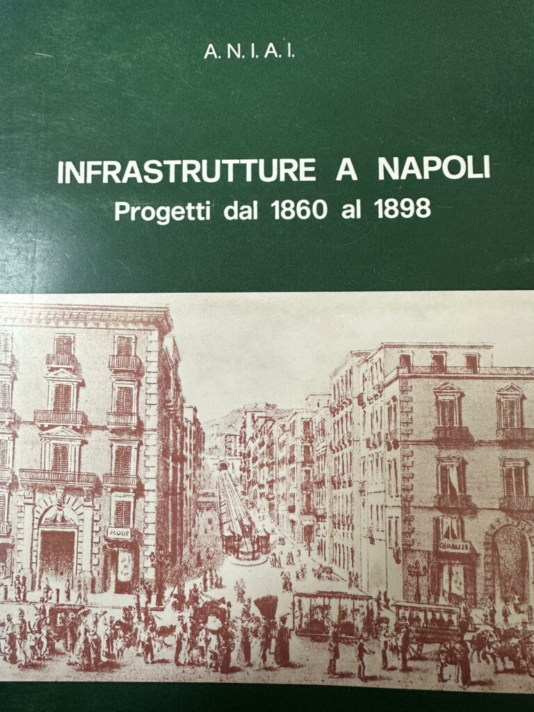 Book Cover: Infrastrutture a Napoli